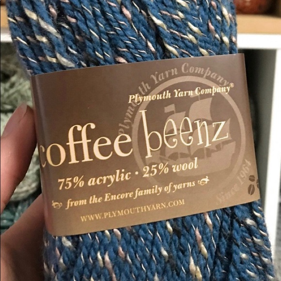 Slouchie in Wedgewood - Picture 6 of 7